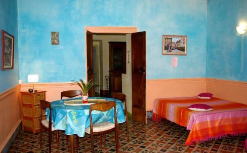 Hostal Gites De Mirepoix "le Presbyt�re"
