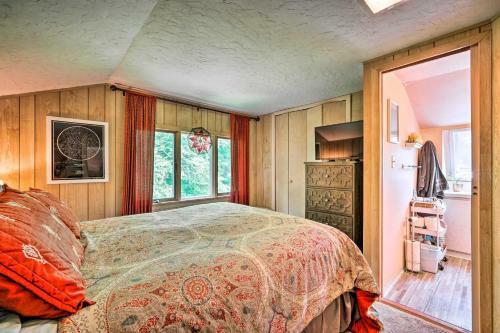 Vibrant Putney Cabin With Fire Pit Hike And Ski!