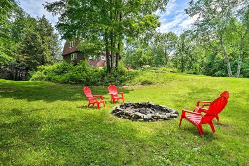 Vibrant Putney Cabin With Fire Pit Hike And Ski!