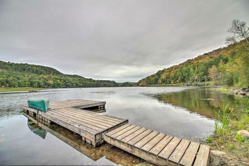 Upscale Vt Getaway By Slopes, Lakes And Trails!