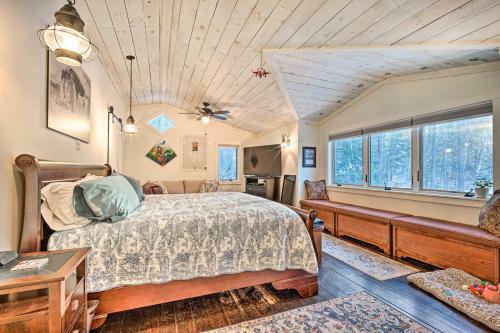 Pet-friendly Clarendon Home With River Access!
