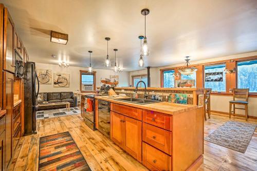 Pet-friendly Clarendon Home With River Access!