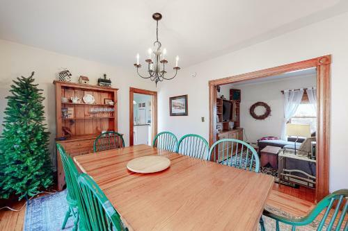 Downtown Ludlow Home