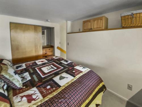 Apartamento 208 Village Gate Condo