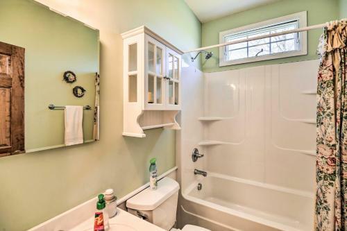 Pet-friendly Abingdon Abode With Yard And Grill!
