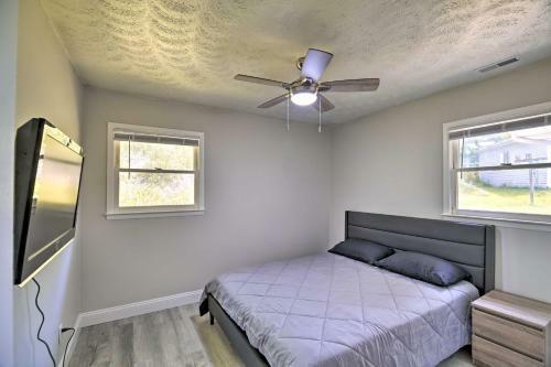 Bluefield Retreat With Pool Table Near Parks!