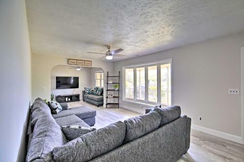 Bluefield Retreat With Pool Table Near Parks!