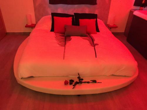 Apartamento Suite Cupidon- Domaine Des Trois Ch�teaux