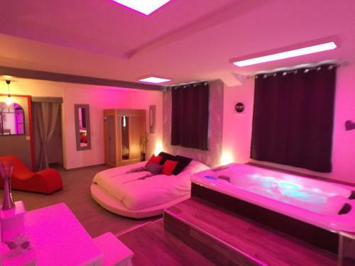 Apartamento Suite Cupidon- Domaine Des Trois Ch�teaux