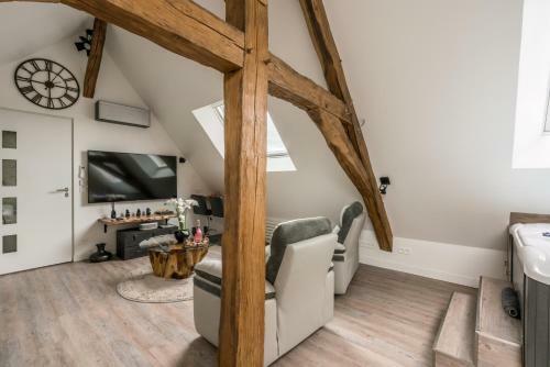Apartamento Suite Cupidon- Domaine Des Trois Ch�teaux
