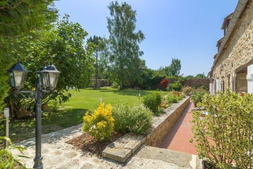Apartamento Suite Cupidon- Domaine Des Trois Ch�teaux
