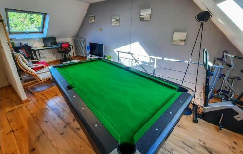 Amazing Home In Moelan Sur Mer With 3 Bedrooms
