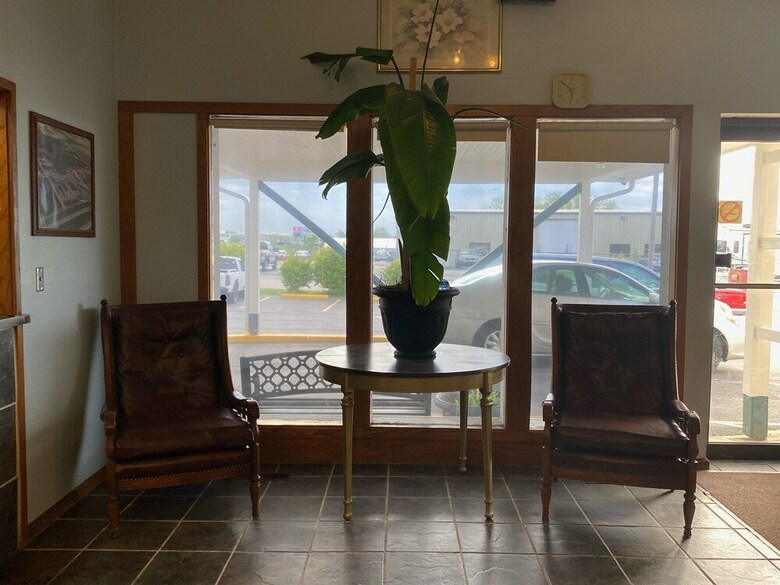 Motel Oak Grove Inn