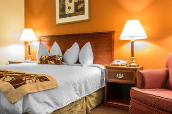 Motel Rodeway Inn - Muskegon