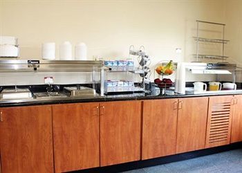 Hotel Comfort Suites Wixom / Novi