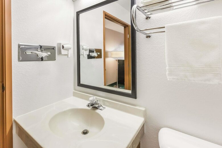 Hotel Super 8 Ionia