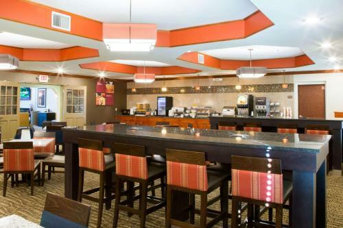 Hotel Comfort Suites Grand Rapids South