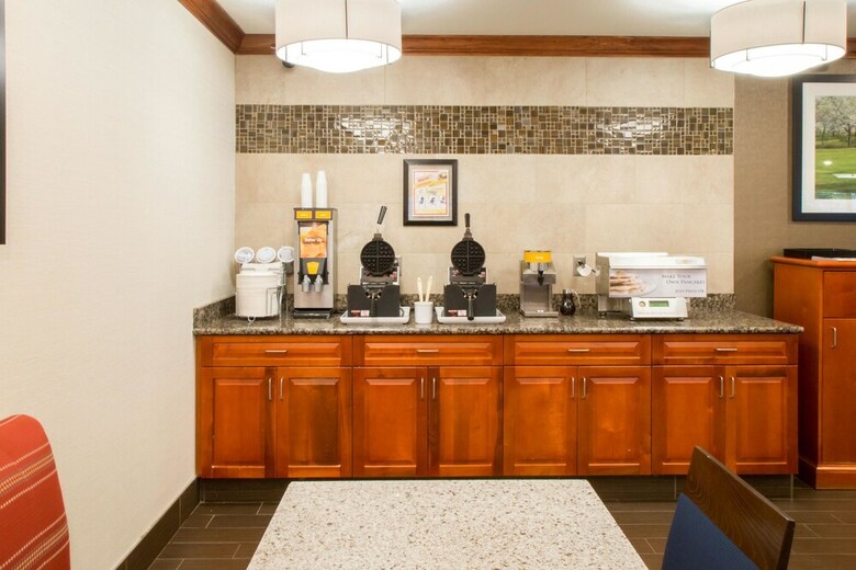 Hotel Comfort Suites Grand Rapids South