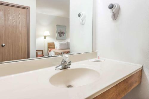 Hotel Super 8 Duquoin