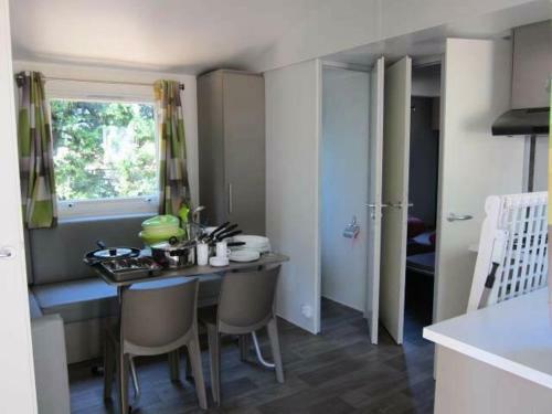 Camping Maeva Escapades La Pin�de En Provence ***