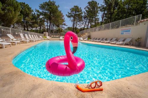 Camping Maeva Escapades La Pin�de En Provence ***