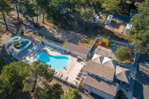 Camping Maeva Escapades La Pin�de En Provence ***