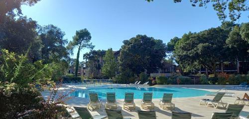 Apartamento Charming Apt With Balcony And Golf View