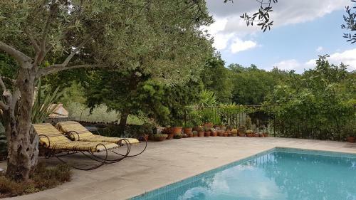 Villa Petite Maison En Pierre