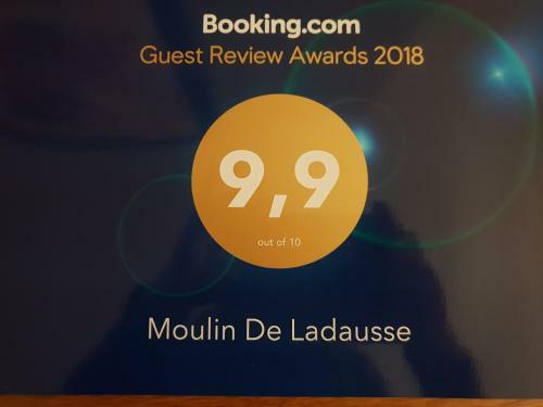 Bed & Breakfast Moulin De Ladausse