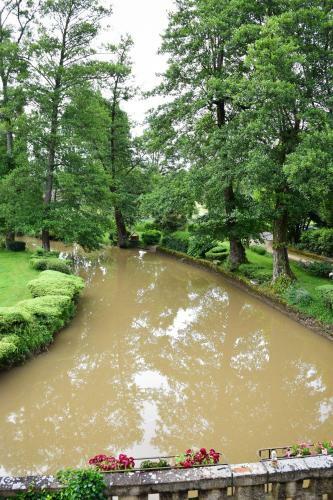 Bed & Breakfast Moulin De Ladausse