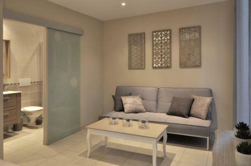 Hostal A L'or�e Des Vignes