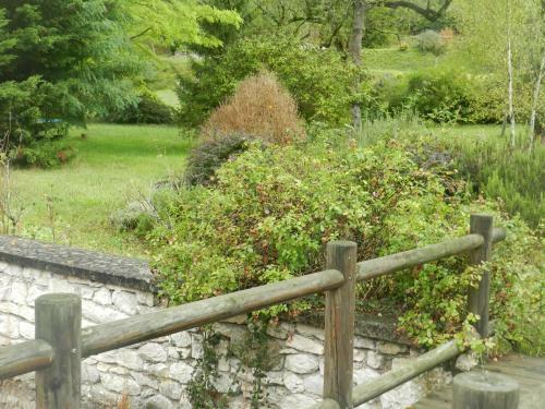 G�te Des Sapins Roses