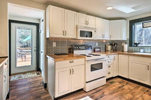 Pet-friendly Fries Home Less Than 6 Mi To New River!