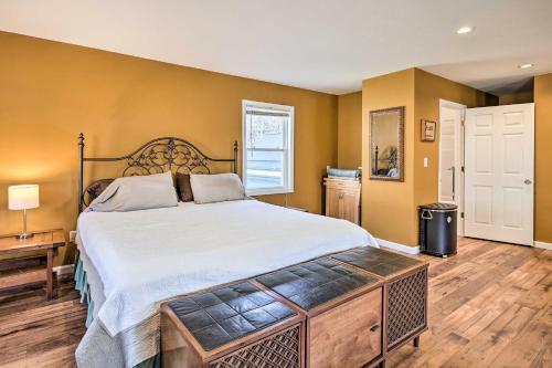 Pet-friendly Fries Home Less Than 6 Mi To New River!