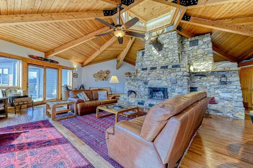 Flying Moose Lodge