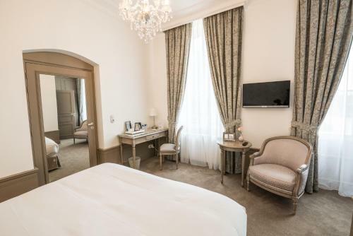 Bed & Breakfast Ch�teau De Montabert