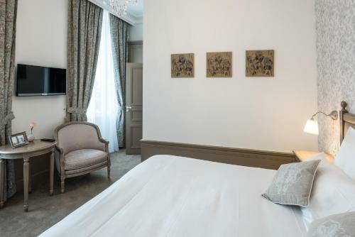 Bed & Breakfast Ch�teau De Montabert