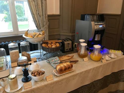Bed & Breakfast Ch�teau De Montabert