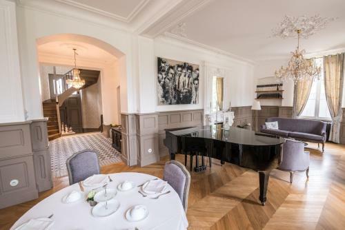 Bed & Breakfast Ch�teau De Montabert