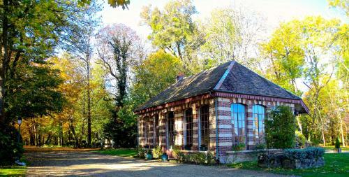 Bed & Breakfast Ch�teau De Montabert