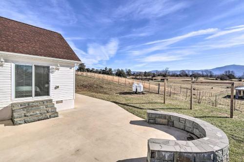 Idyllic Luray Cottage With Deck And Mtn Views!