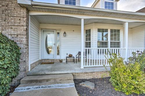 Idyllic Luray Cottage With Deck And Mtn Views!