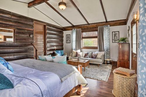 Calming Shenandoah Valley Cabin With Hot Tub!