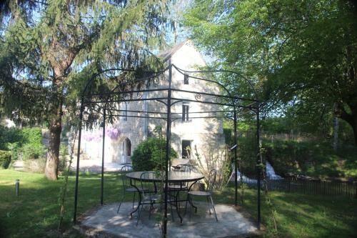 The Mill At Montcaret With Pool