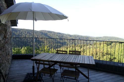 La Terrasse De Montclard