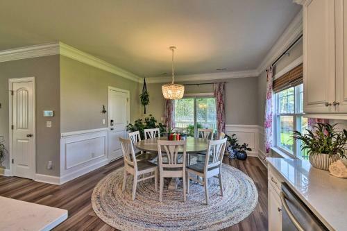 Vivid Home With Porch Walk To Ocean View Beach
