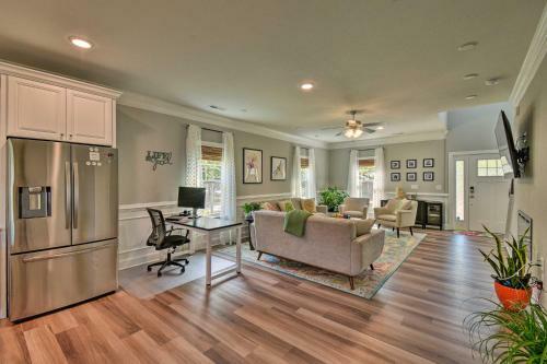 Vivid Home With Porch Walk To Ocean View Beach
