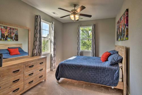 Vivid Home With Porch Walk To Ocean View Beach