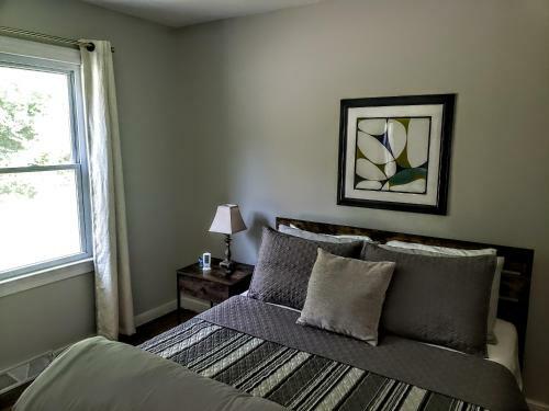 Beautiful, Modern & Convenient Home In Quinton, Va