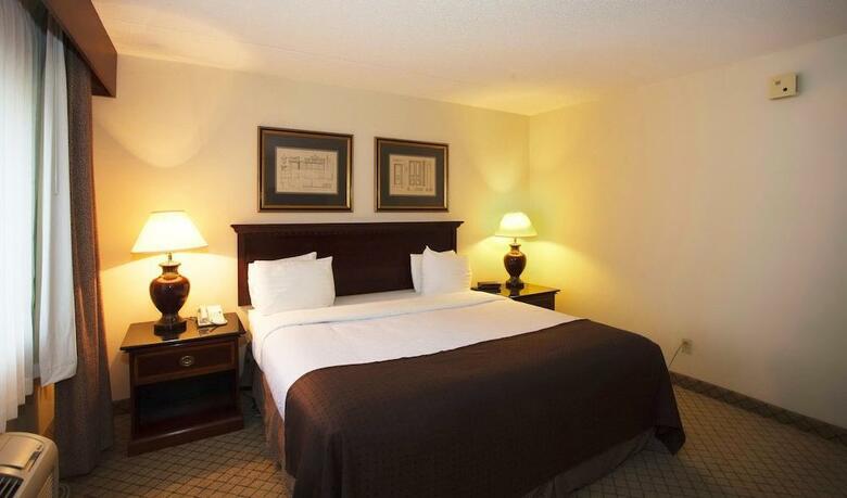 Hotel Days Inn & Suites Omaha